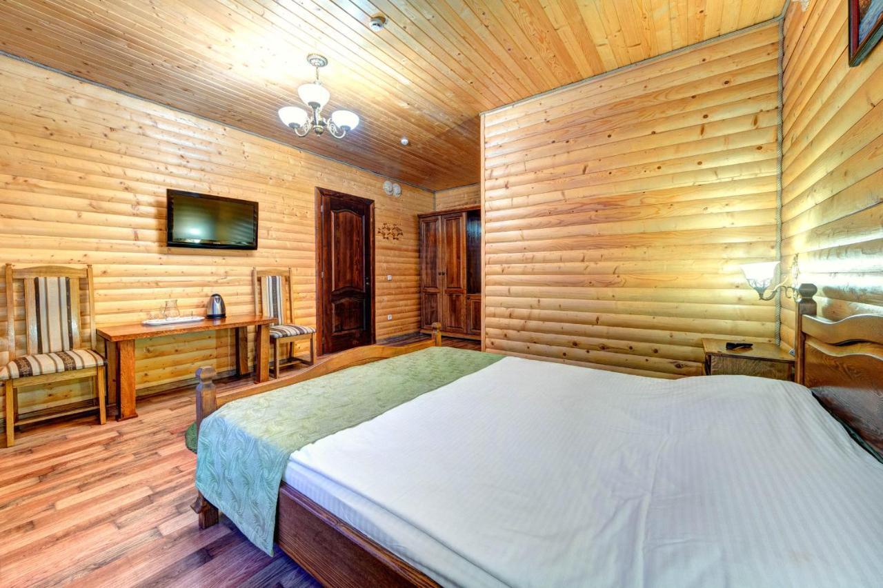 Milli & Jon Hotel Bukovel Exterior foto